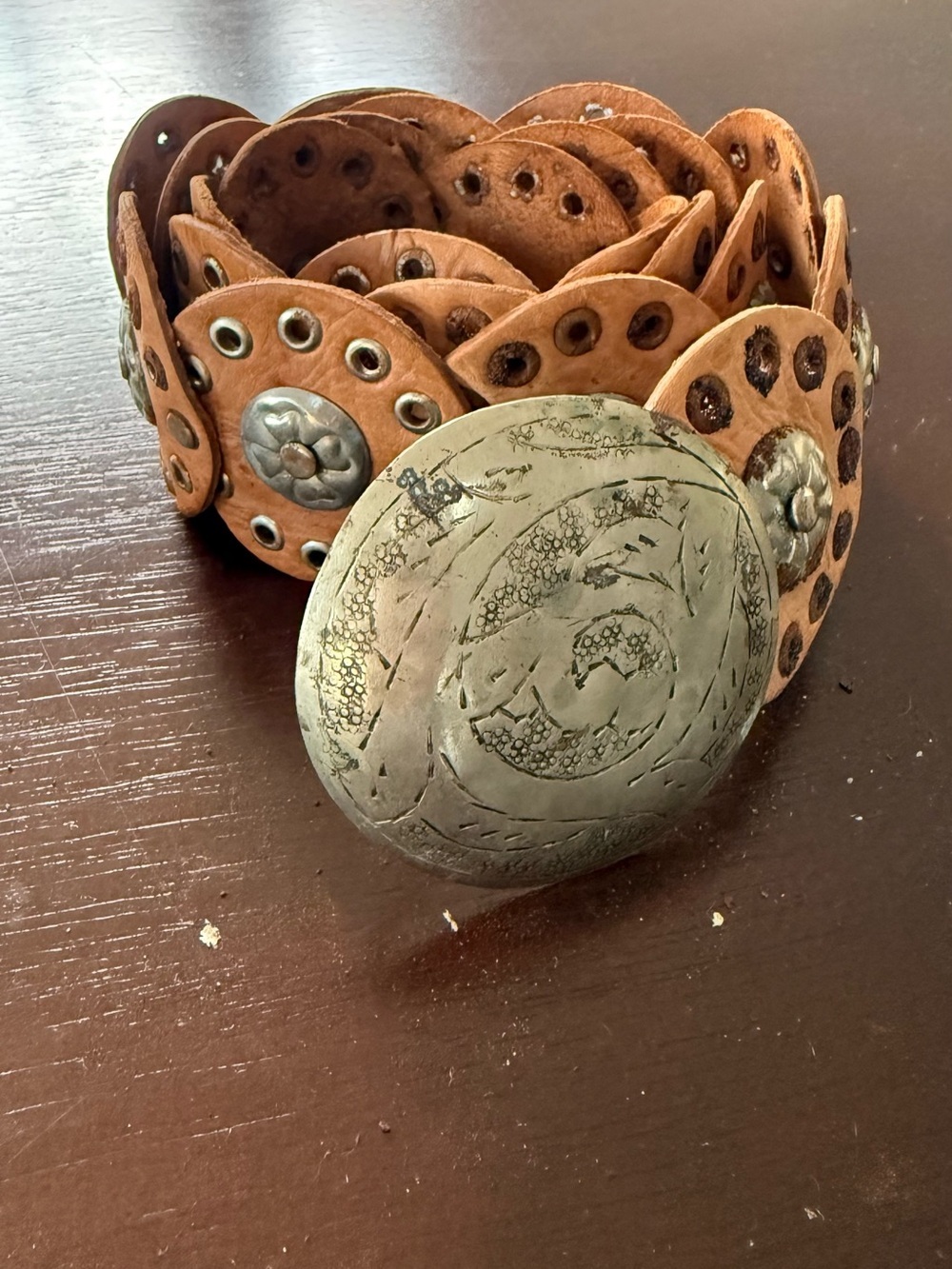 Tan Leather Western Statement Belt with Etched Silver Concho - Picture 1 of 2